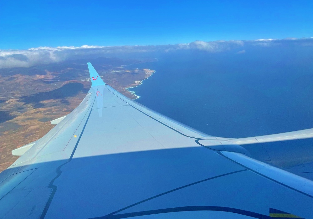 fuerte%20dag%201%20uitkijk%20vanuit%20vliegtuig